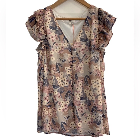Entro NWT flutter sleeve button up v-neck floral blouse - Picture 2 of 5
